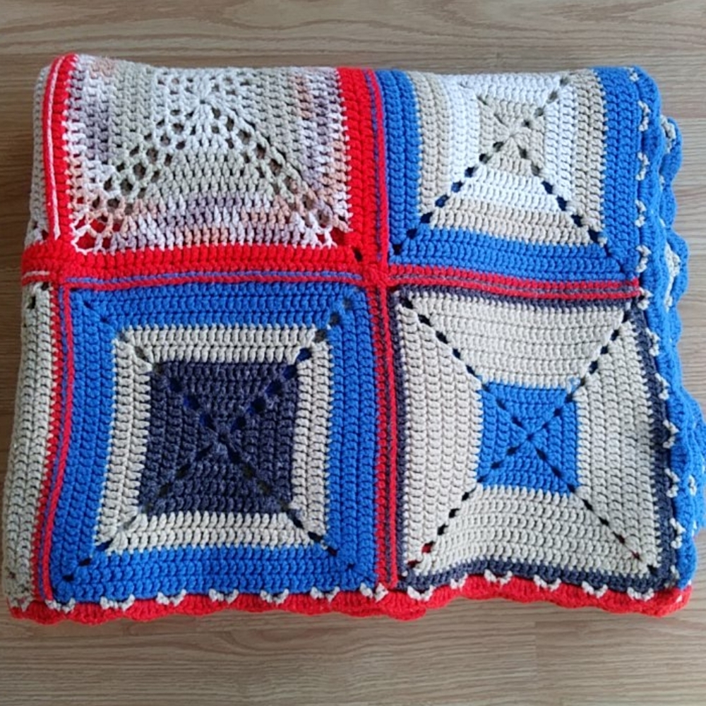 Vintage Crocheted Granny Square Patriotic Afghan